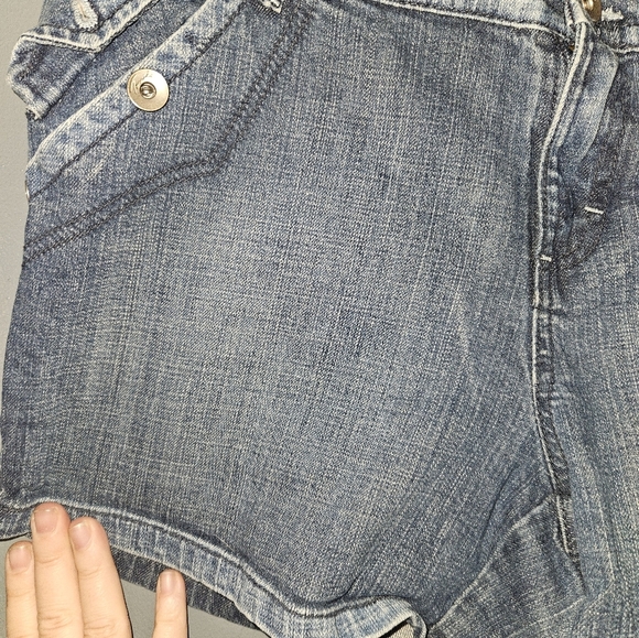Torrid Womans Jean Shorts - Picture 10 of 10